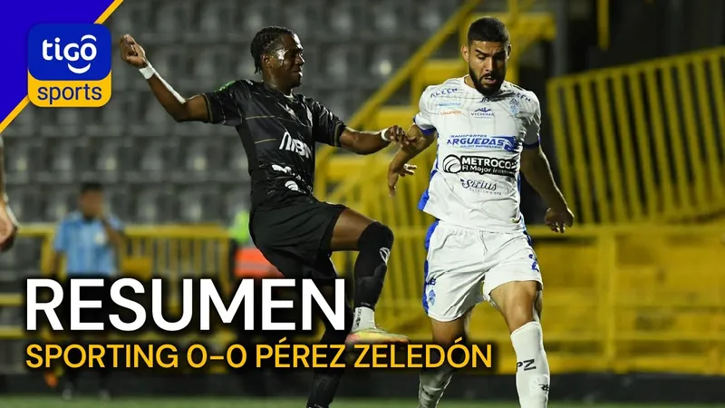 Cầu thủ Zeledon vượt qua hậu vệ của Sporting FC.