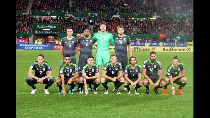 Cầu thủ Wales tấn công mạnh mẽ trước Bosnia & Herzegovina